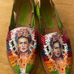 Frida Kahlo Huaraches. NEW.